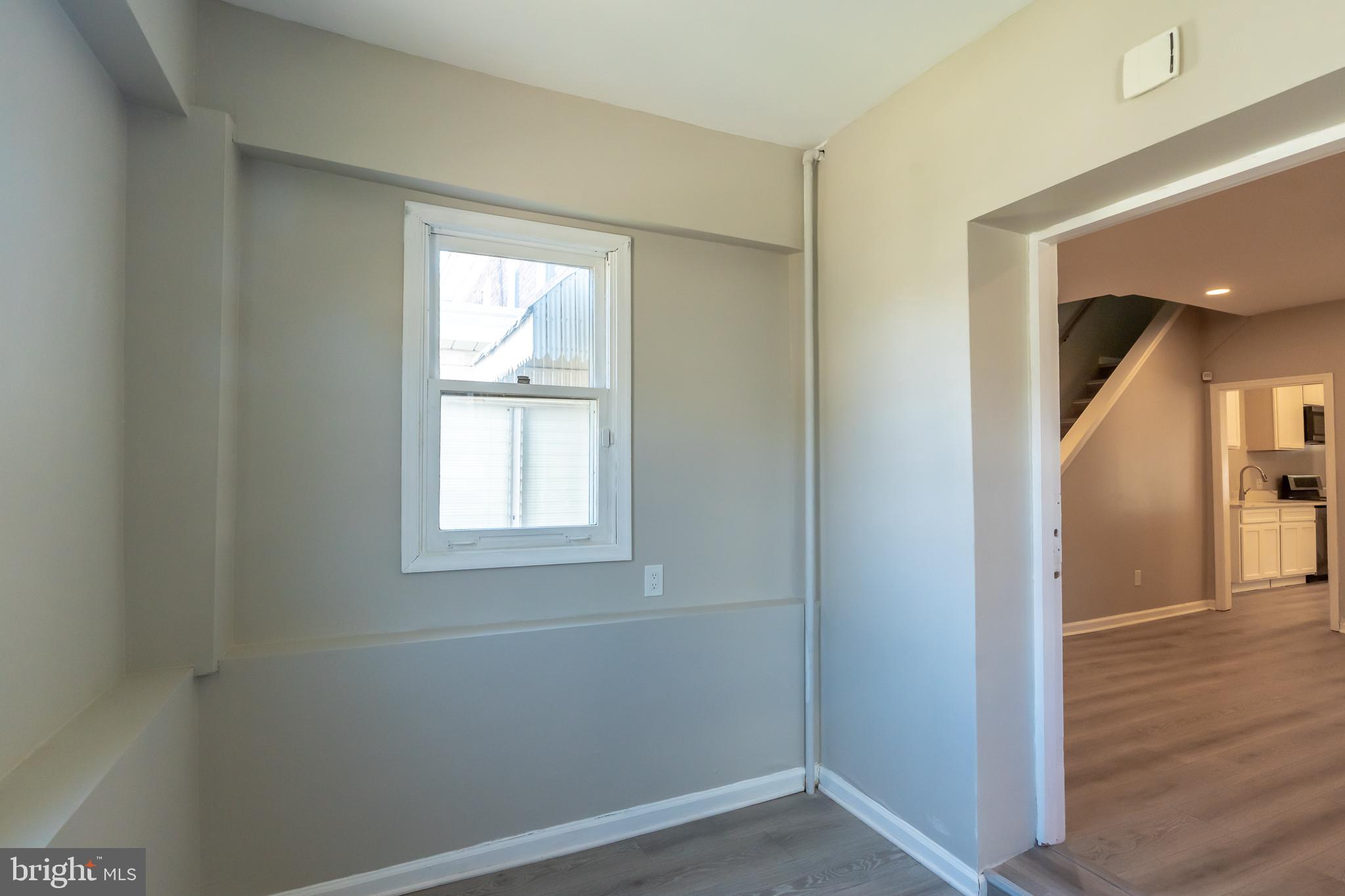 4217 Berger Avenue Baltimore, MD 21206 - Photo 13 of 21 Sunroom/ Florida Room