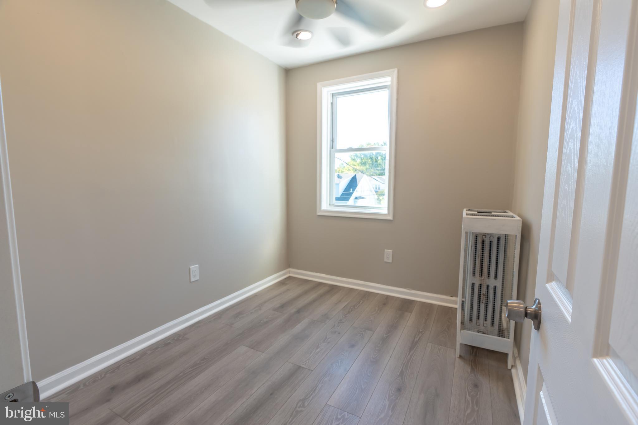 4217 Berger Avenue Baltimore, MD 21206 - Photo 8 of 21