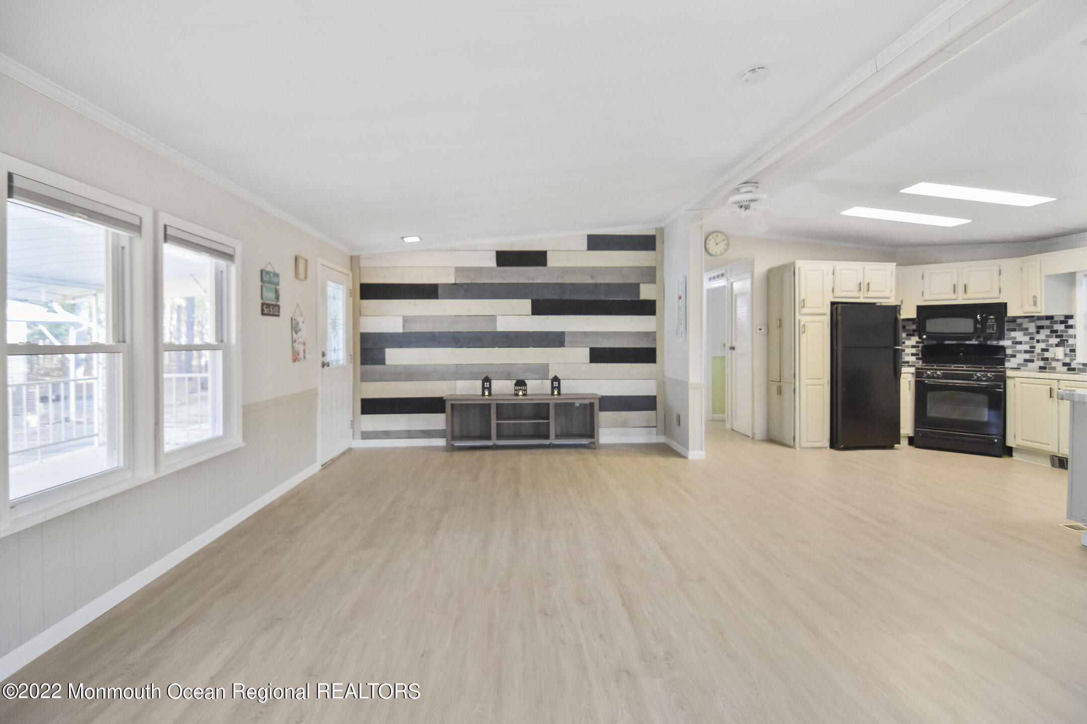 100 Douglas Drive Jackson, NJ 08527 - Photo 9 of 39 DSC_0513