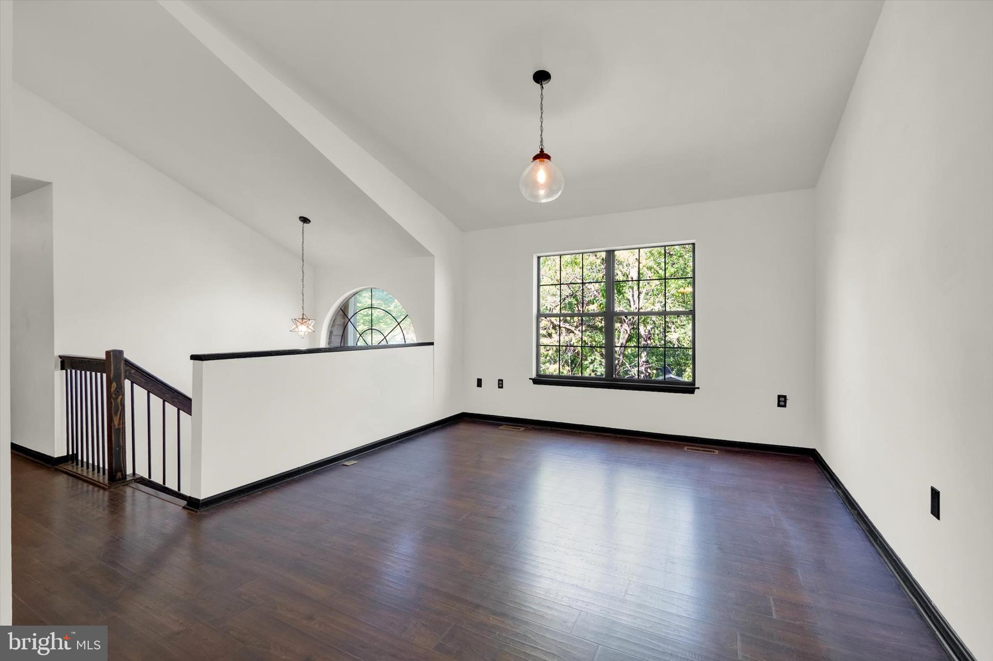 6609 Edgewood Road New Market, MD 21774 - Photo 3 of 37 Family Room