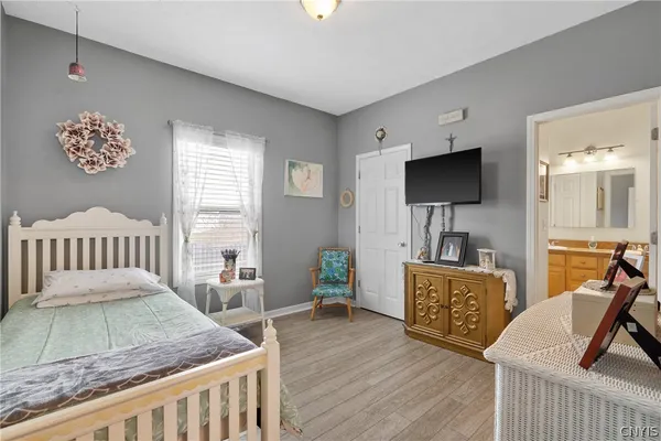 $485,000 | 7940 Joss Farm Way, Cicero, NY 13039
