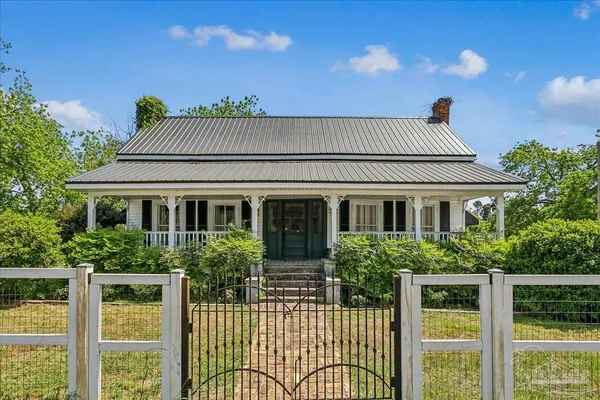 $300,000 | 3461 Highway 4, Jay, FL 32565