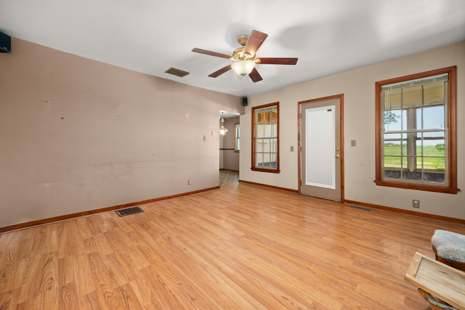 14286 Highway 72 Genoa, IL 60135 - Photo 6 of 33
