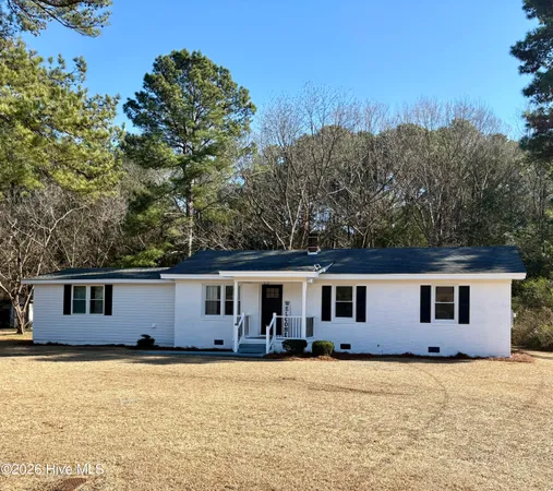 $285,000 | 1508 Airport Road Northeast, Pikeville, NC 27863