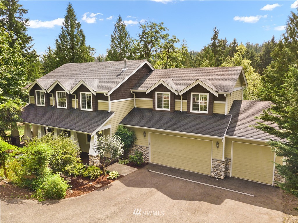 19511 Southeast May Valley Road Issaquah, WA 98027 - Photo 1 of 25 Gallery Image 1
