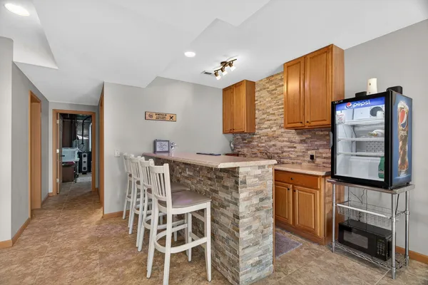 $392,500 | 43 Hole In The Wall Court, Wilmington, IL 60481