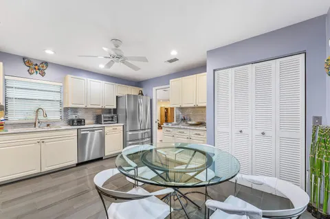 $824,900 | 46 Woods Lane, Boynton Beach, FL 33436