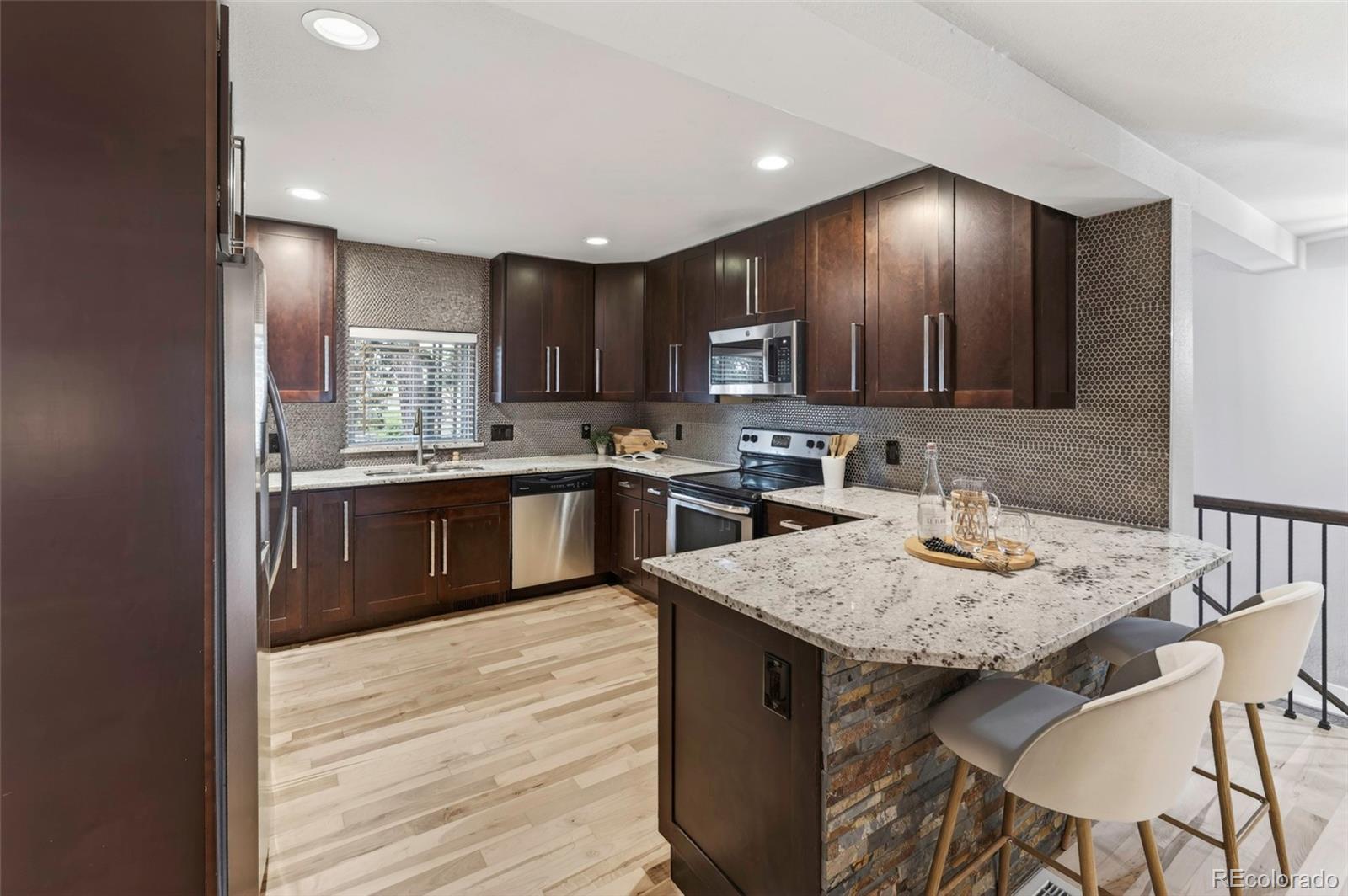 2085 Fenton Street Edgewater, CO 80214 - Photo 9 of 49