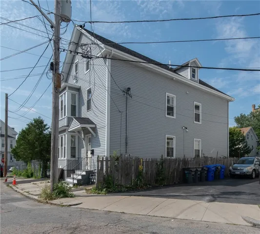 $2,000 | 49 Hollis Street, Providence, RI 02907