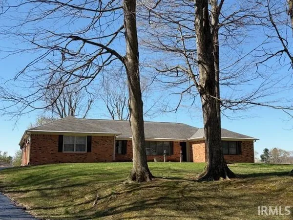 $269,400 | 1998 Memory Lane, Peru, IN 46970