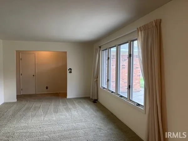 $269,400 | 1998 Memory Lane, Peru, IN 46970