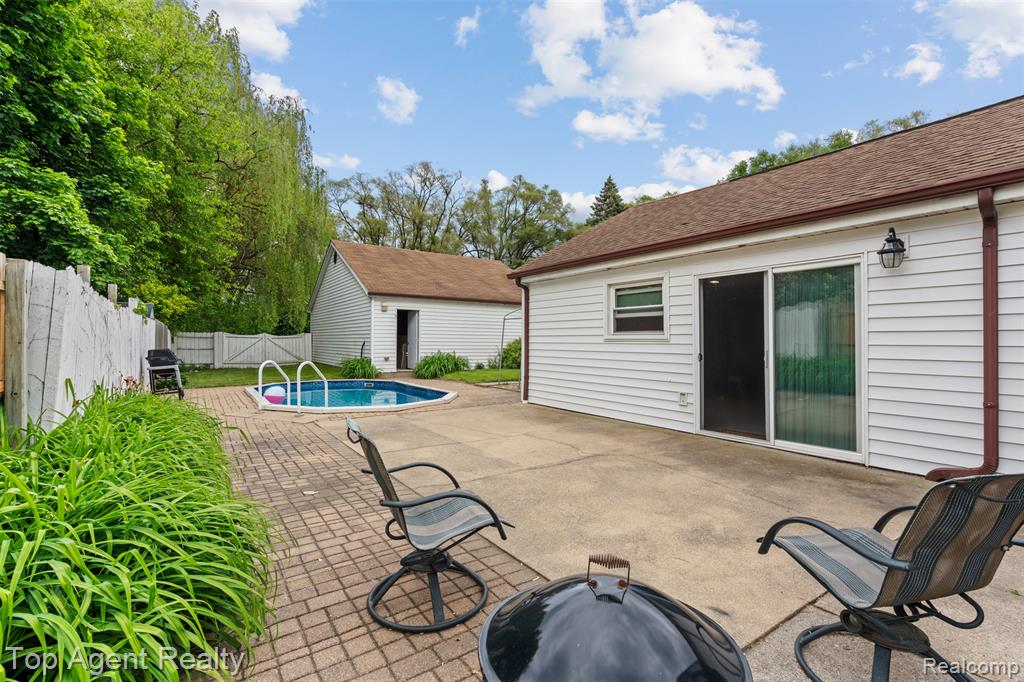 27320 Ryan Road Warren, MI 48092 - Photo 20 of 33 Gallery Image 20