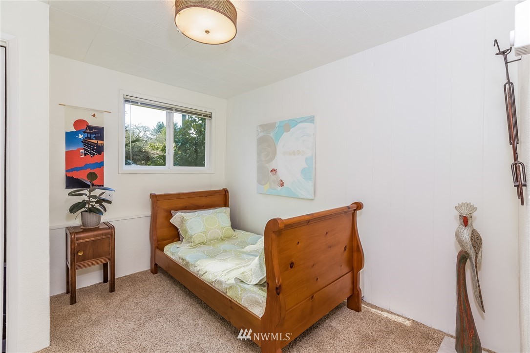 9740 43rd Place Southwest Seattle, WA 98136 - Photo 17 of 25 Gallery Image 17