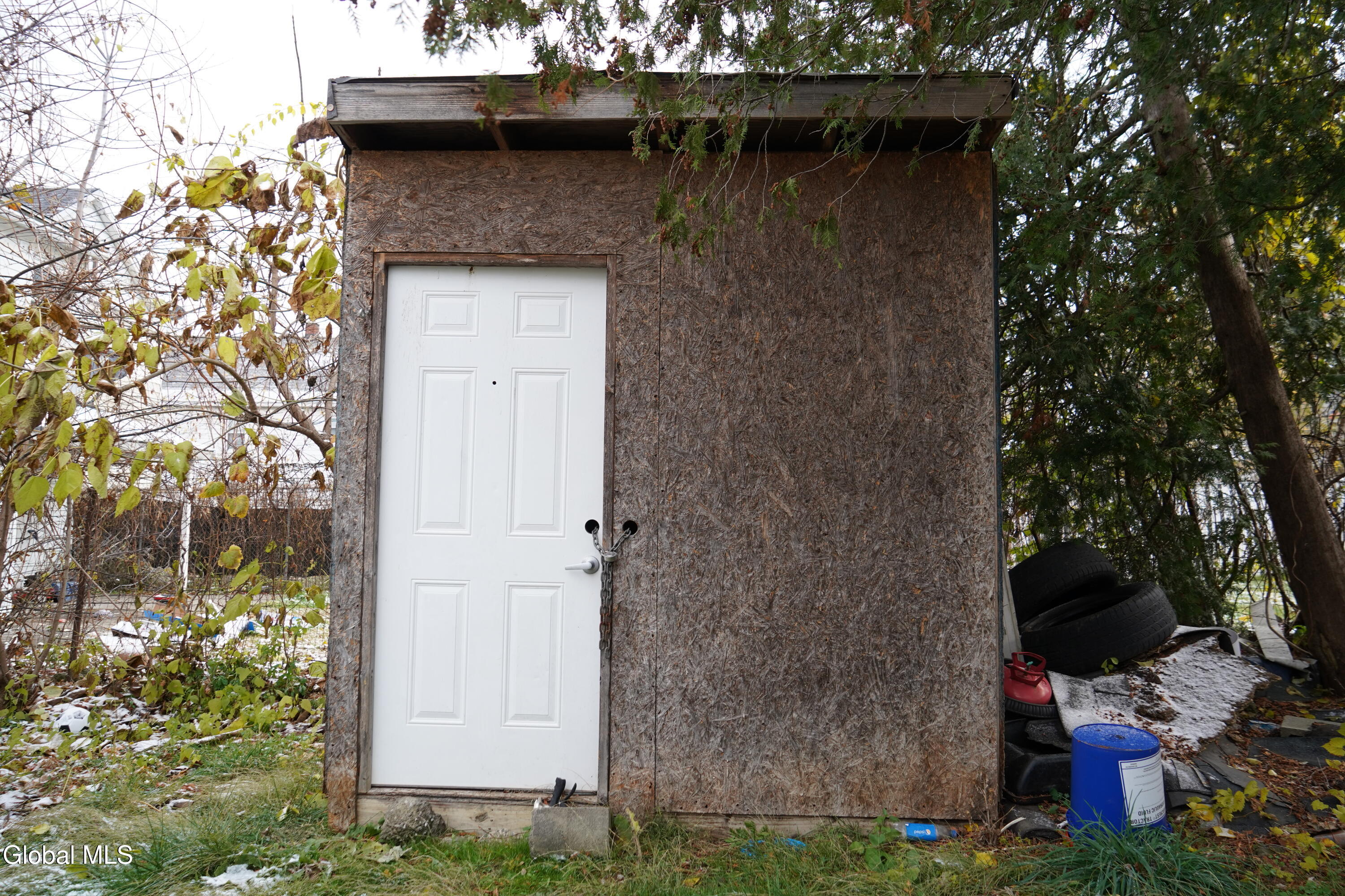 1602 Foster Avenue Schenectady, NY 12308 - Photo 6 of 6 DSC01665