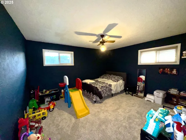 $495,000 | 911 Harlan Street, Roseburg, OR 97471