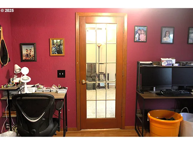 $495,000 | 911 Harlan Street, Roseburg, OR 97471