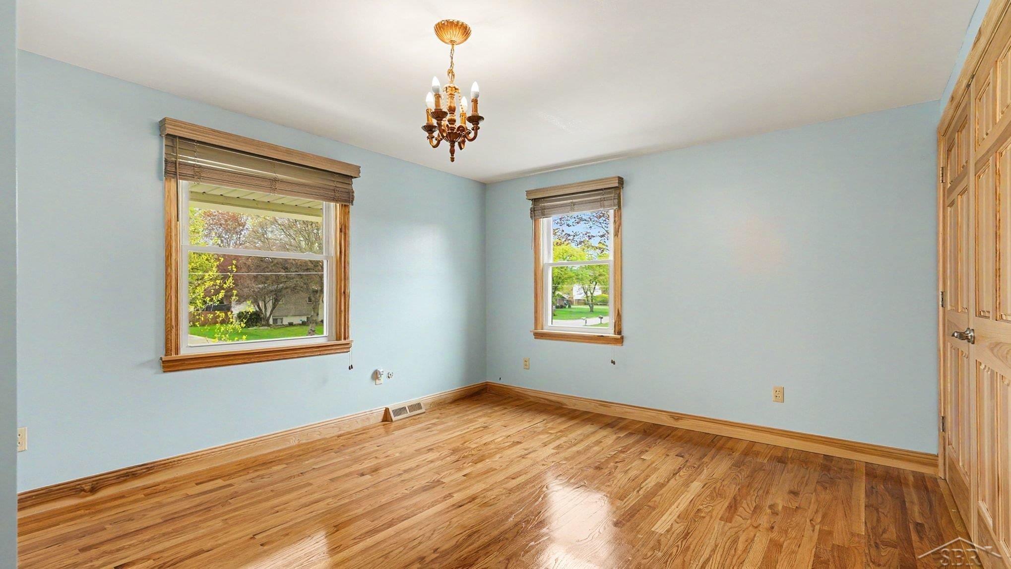 341 Foxboro Road Saginaw, MI 48638 - Photo 17 of 33