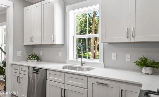 $645,000 | 9 Attaway Lane, Beaufort, SC 29907