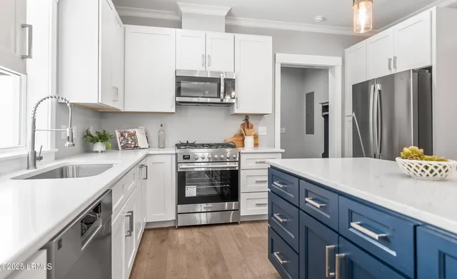 $645,000 | 9 Attaway Lane, Beaufort, SC 29907