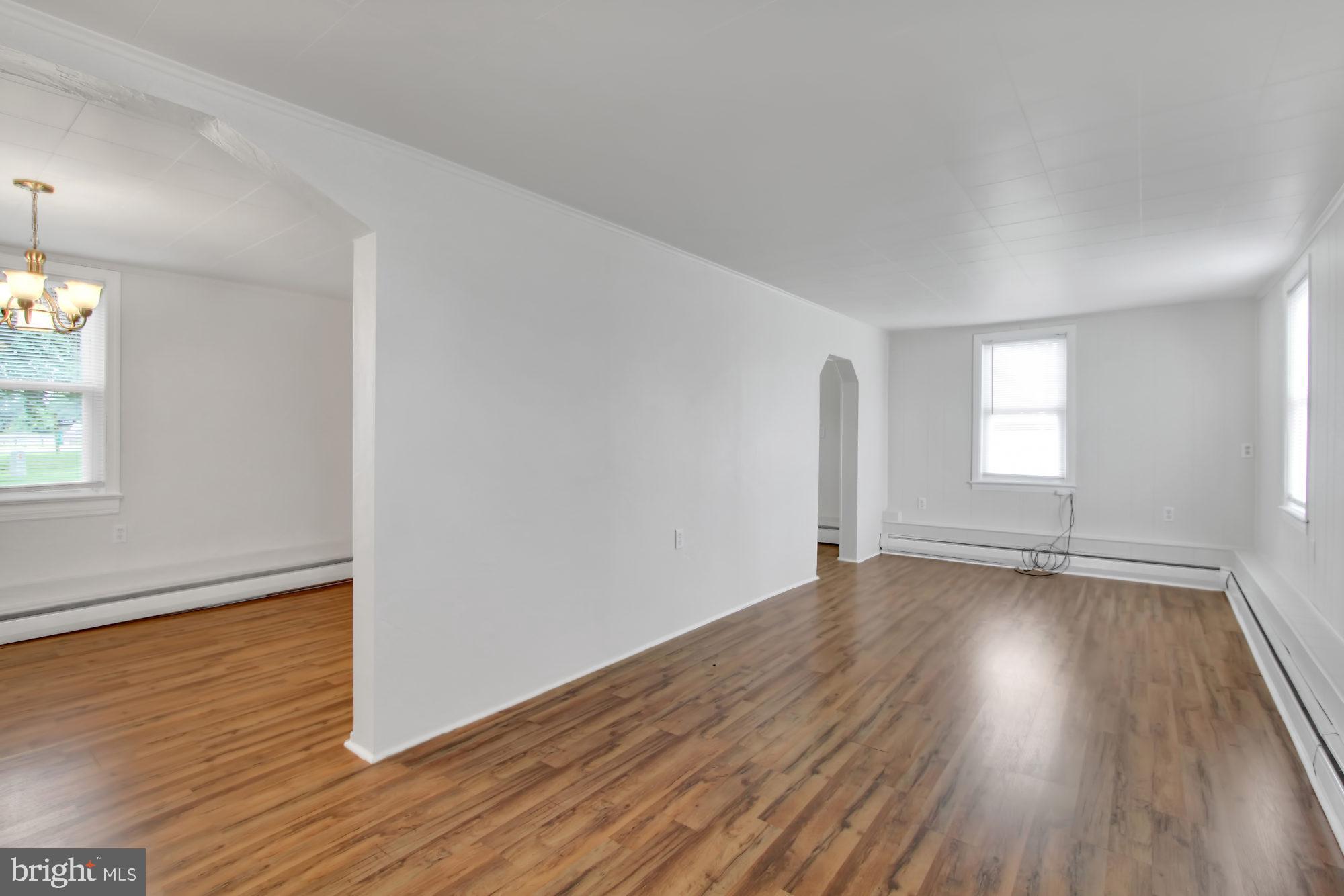 60 Locust Point Road Manchester, PA 17345 - Photo 2 of 26 Gallery Image 2