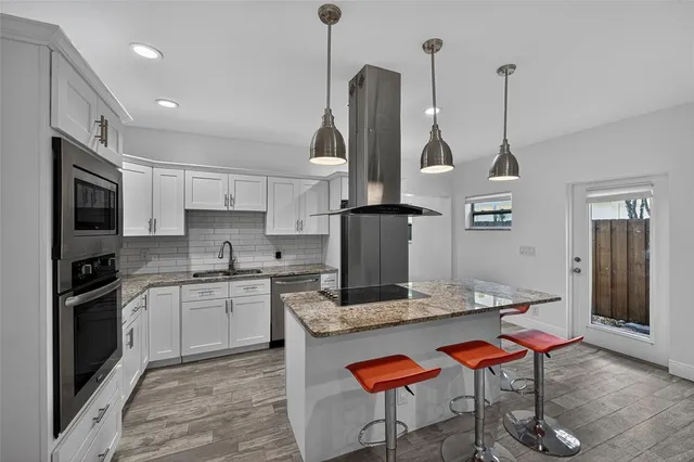 $985,000 | 2012 Northwest 12th Avenue, Fort Lauderdale, FL 33311