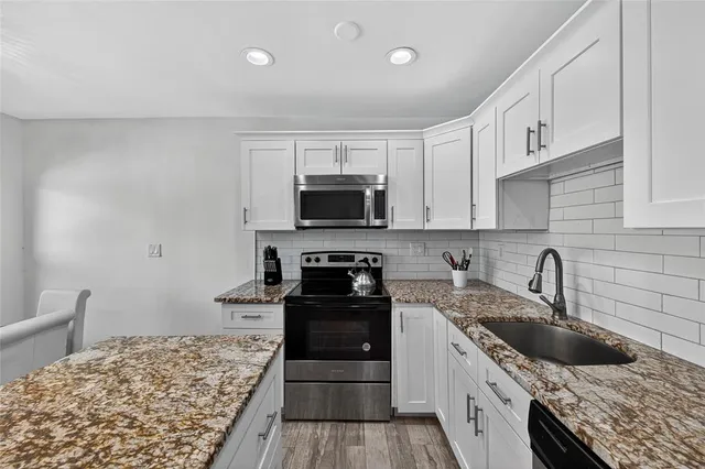 $995,000 | 2012 Northwest 12th Avenue, Fort Lauderdale, FL 33311