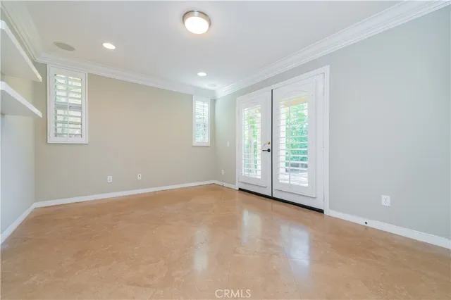 a view of room with furniture and a ceiling fan