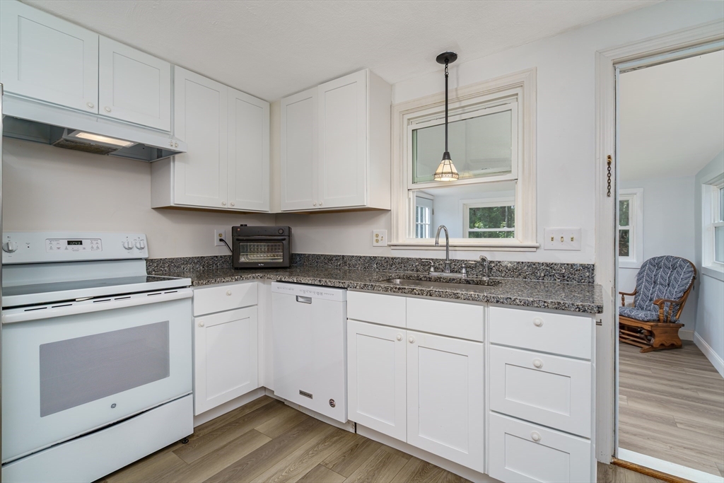 18 Ruthellen Road Hudson, MA 01749 - Photo 12 of 33 Gallery Image 12