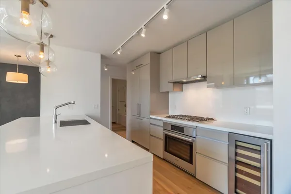 $7,500 | 1450 Franklin Street, Unit 505, San Francisco, CA 94109