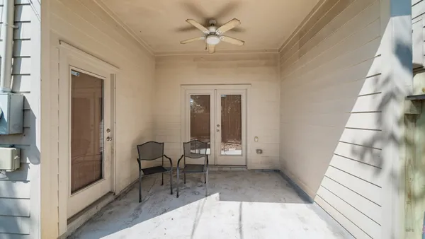 $2,400 | 5637 Oasis Palm Lane, Houston, TX 77021