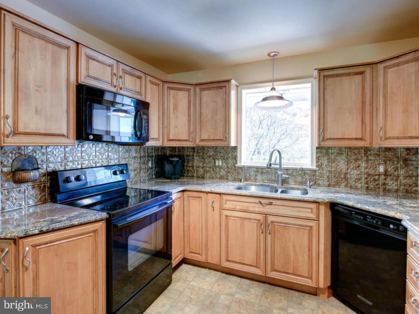 102 East Rose Valley Road Wallingford, PA 19086 - Photo 8 of 25