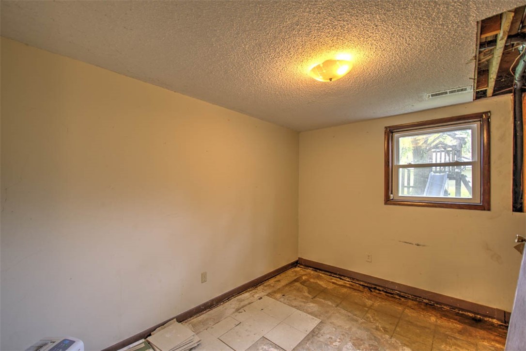 175 West Ash Avenue Decatur, IL 62526 - Photo 21 of 30