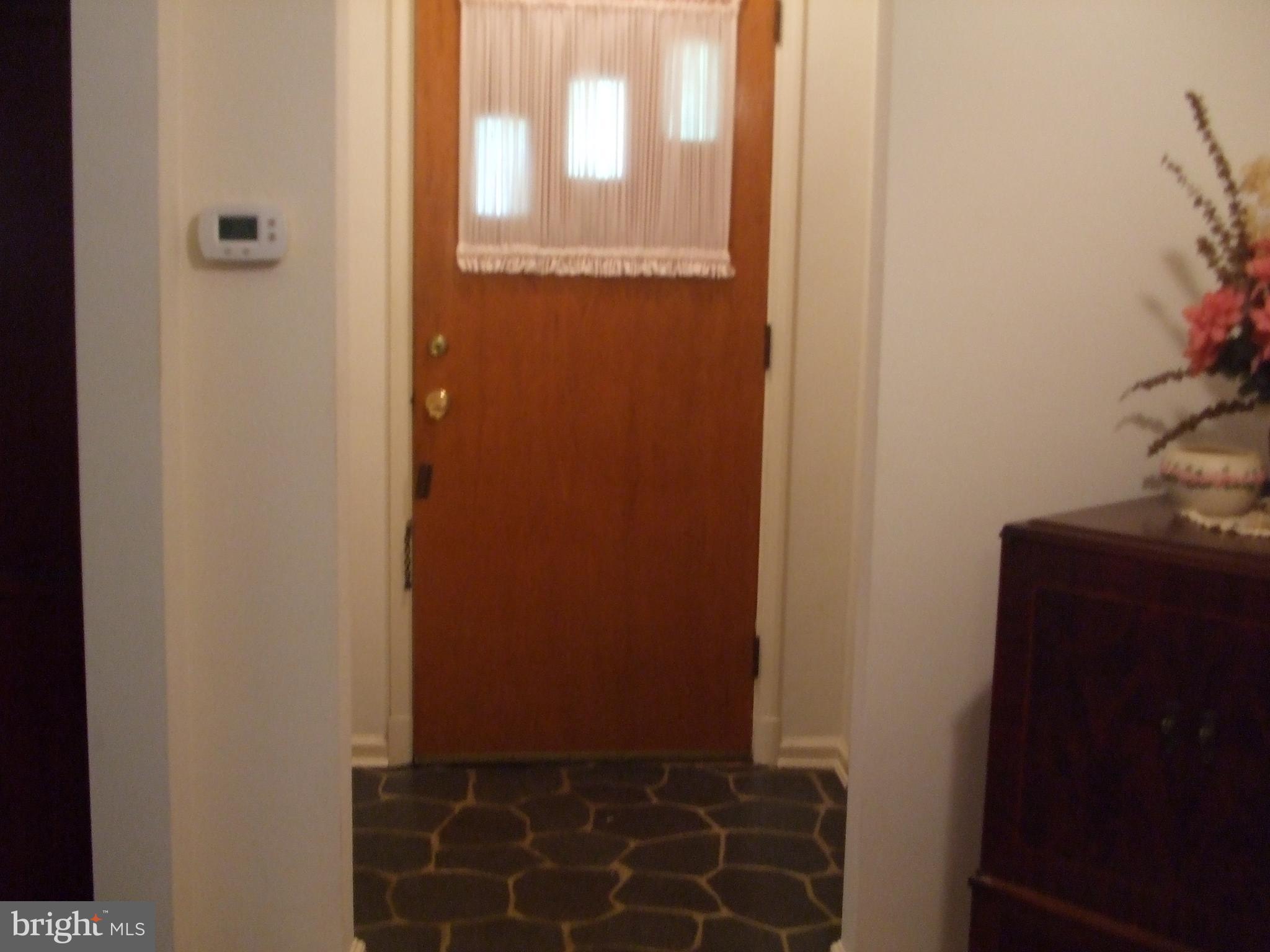 3811 Enterprise Road Bowie, MD 20721 - Photo 5 of 20 Entrance/Foyer