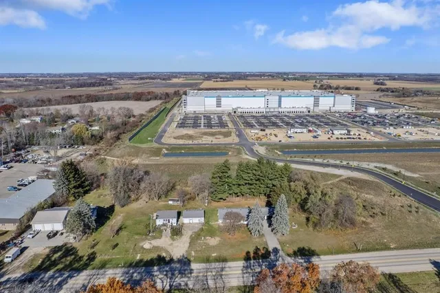 $1,000,000 | 4601 Co Hwy TT, Sun Prairie, WI 53590