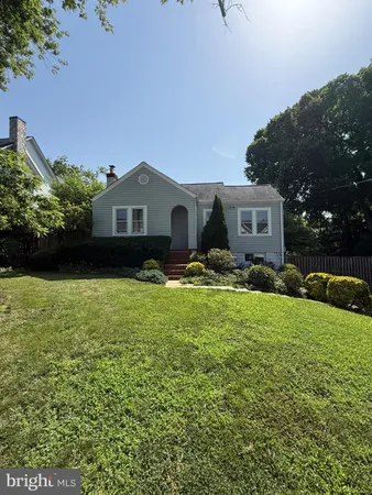 $4,250 | 1131 Marion Avenue, McLean, VA 22101