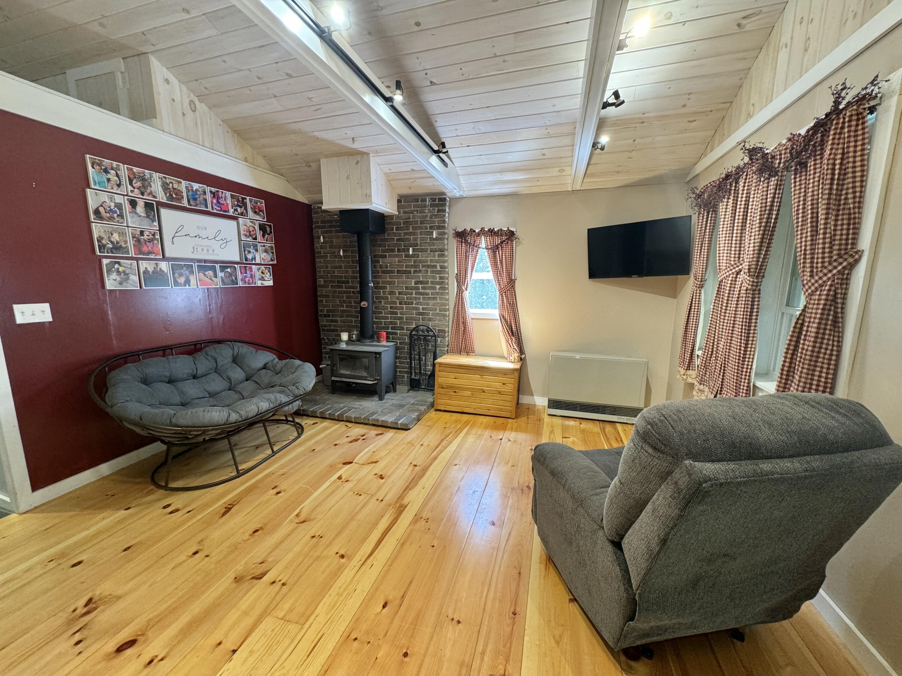 328 Morrison Farm Road Ellsworth, ME 04605 - Photo 12 of 26 20240529_181432810_iOS