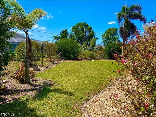 $1,795 | 228 Southeast 43rd Terrace, Cape Coral, FL 33904