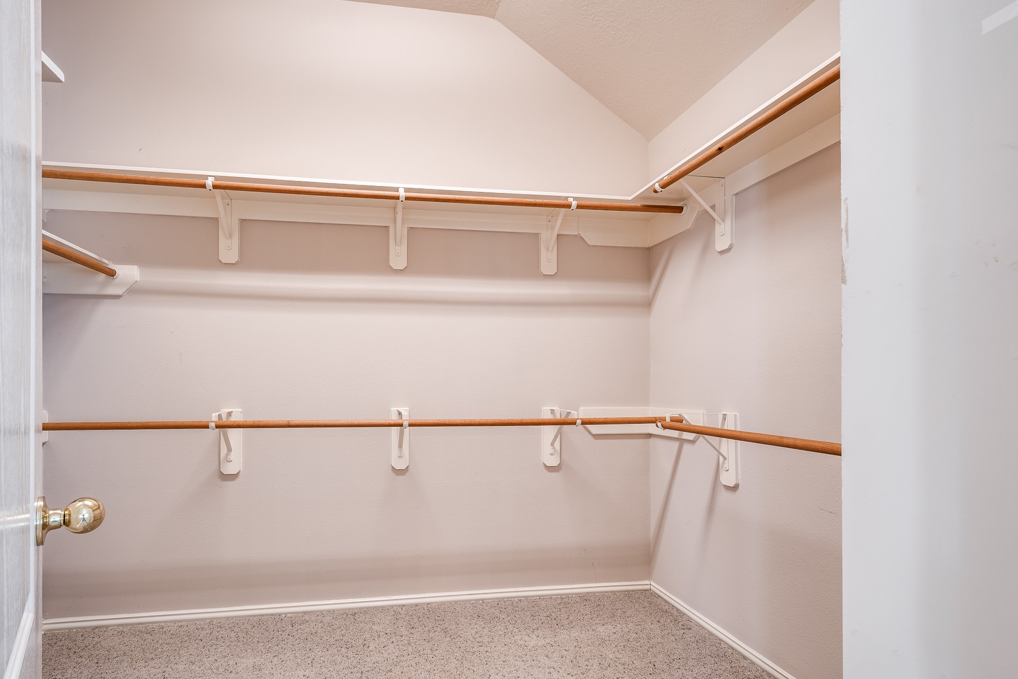 5914 Birdie Way Pasadena, TX 77505 - Photo 24 of 32 a view of a rack