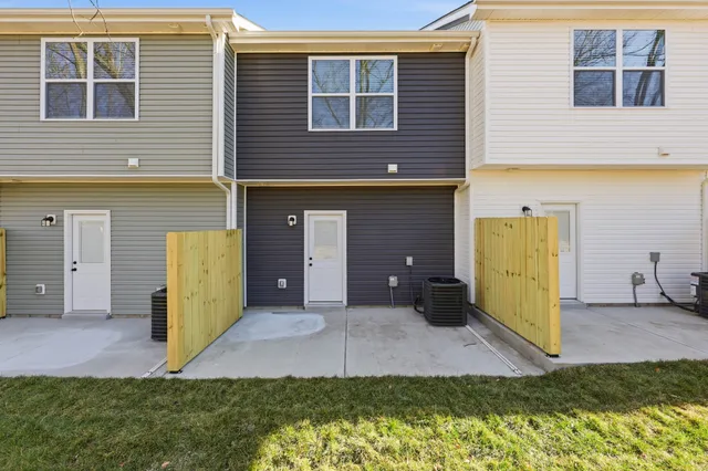 $210,000 | 121 Front Rdg Circle, Clarksville, TN 37042