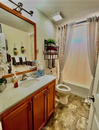 $649,999 | 3595 Santa Fe Avenue, Unit 26, Long Beach, CA 90810