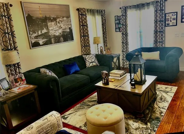 $649,999 | 3595 Santa Fe Avenue, Unit 26, Long Beach, CA 90810