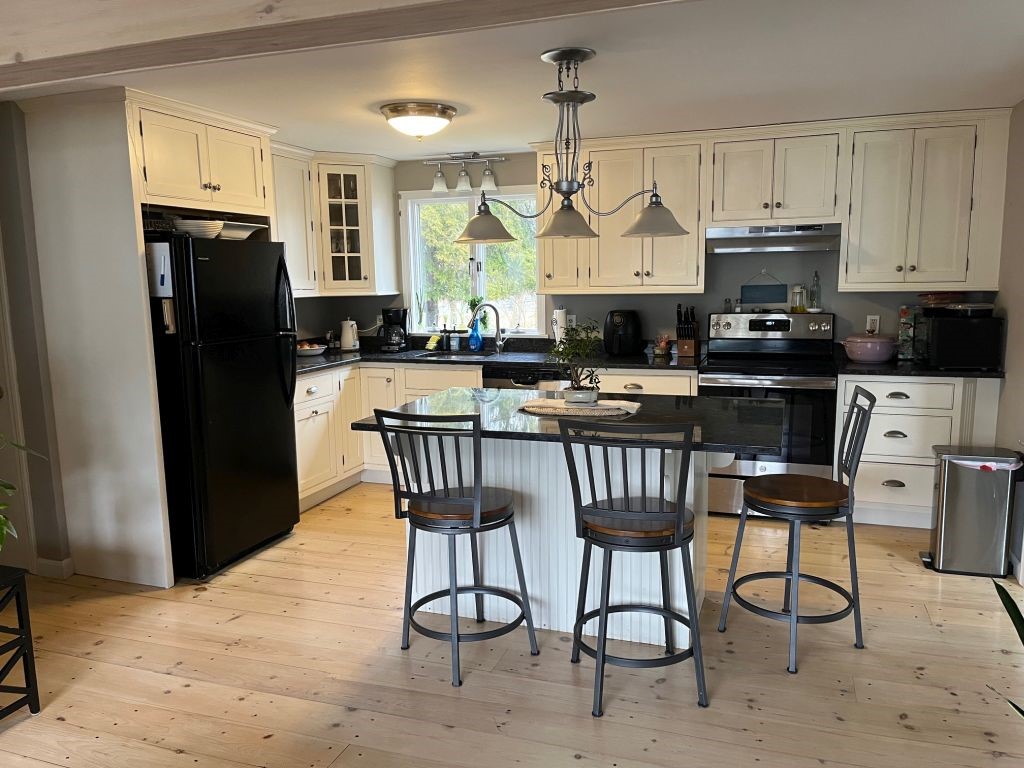 121 Balsam Road South Kingstown, RI 02879 - Photo 3 of 14