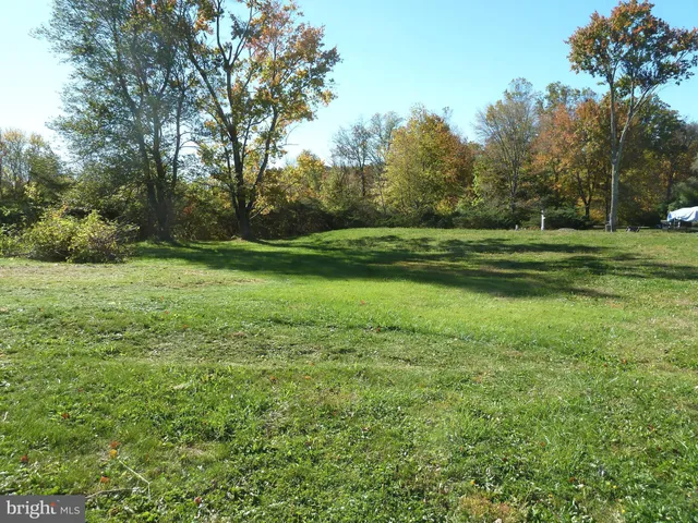 $2,550 | 2744 Bedminster Road, Perkasie, PA 18944