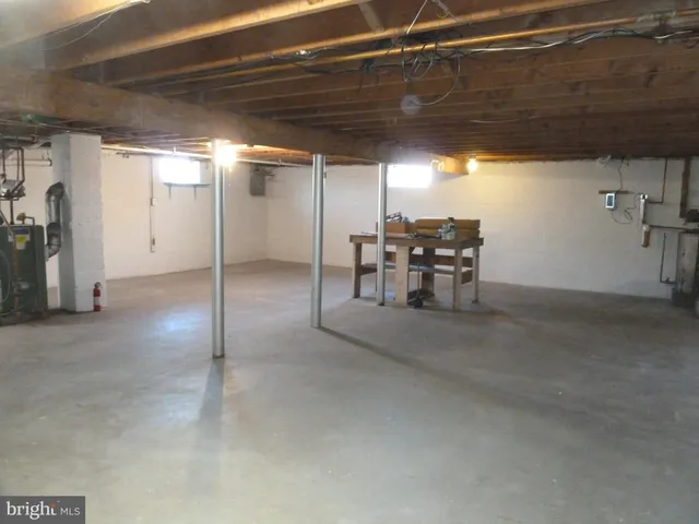 $2,550 | 2744 Bedminster Road, Perkasie, PA 18944