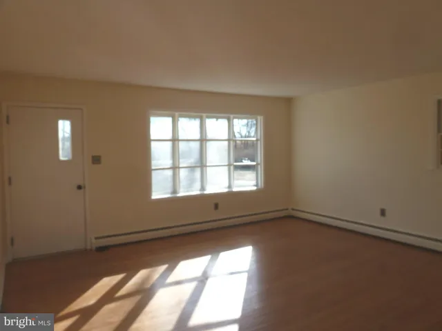 $2,550 | 2744 Bedminster Road, Perkasie, PA 18944