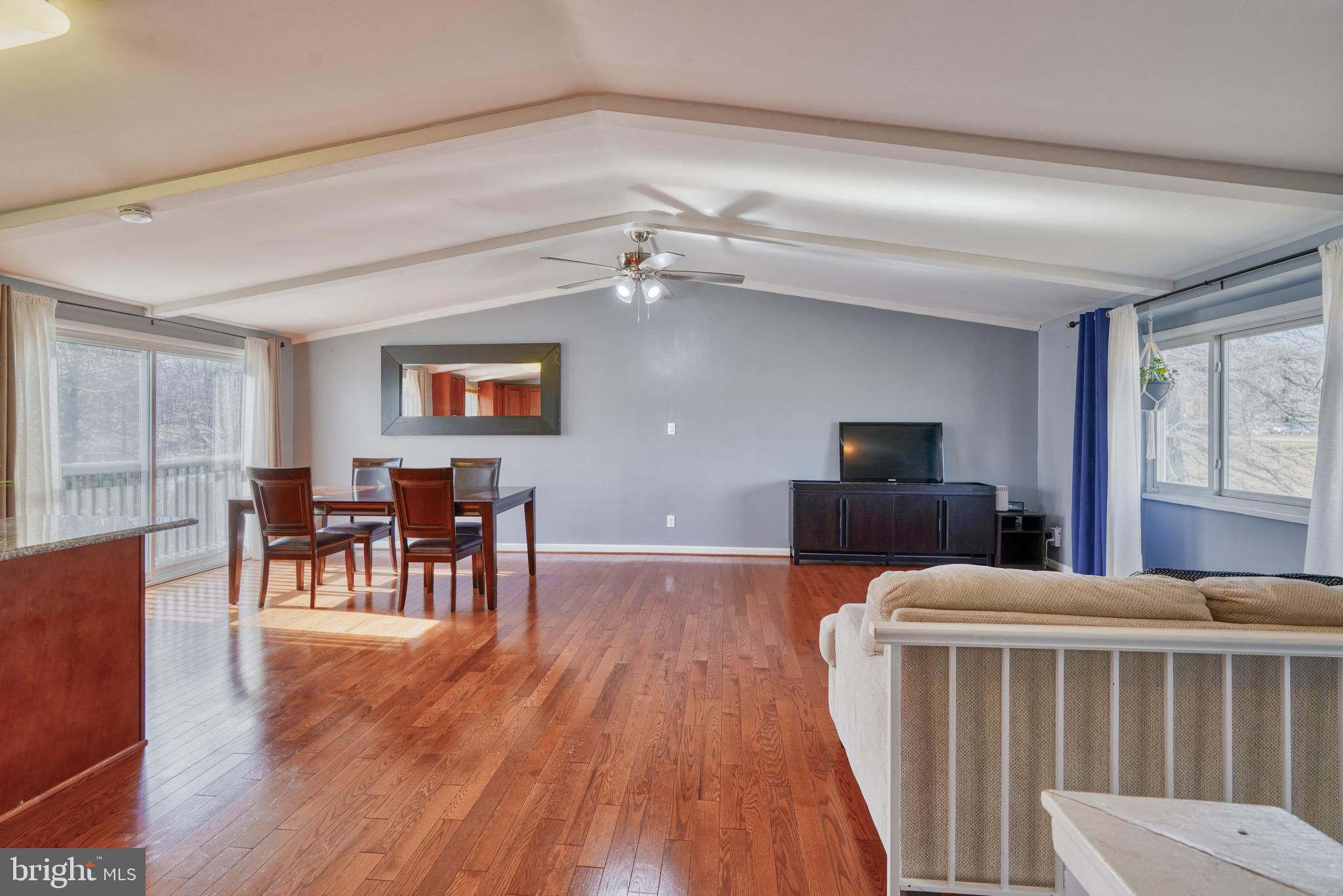 9827 Winands Road Randallstown, MD 21133 - Photo 6 of 54 Gallery Image 6