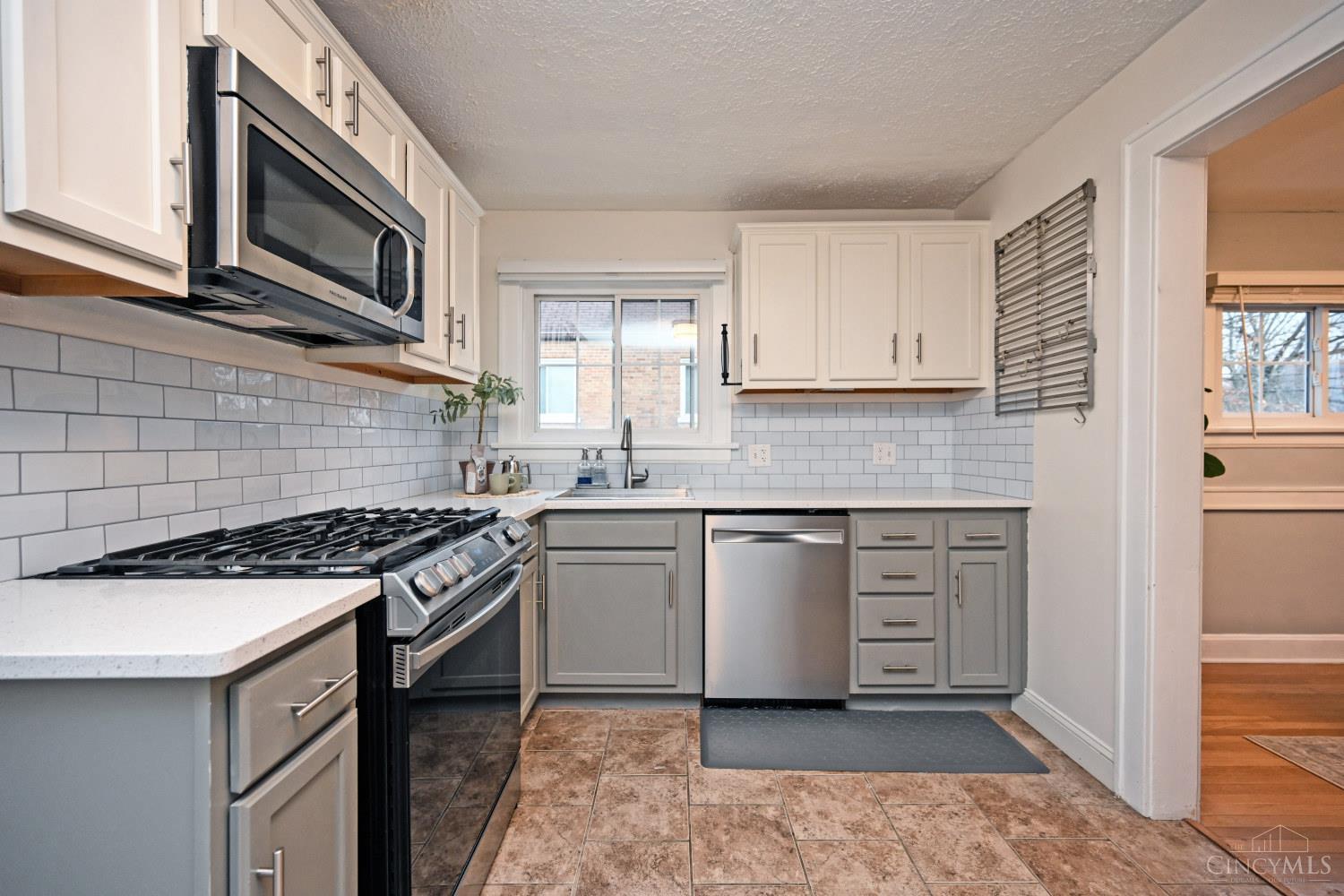 2635 Jessup Road Cincinnati, OH 45239 - Photo 24 of 49 Gallery Image 24