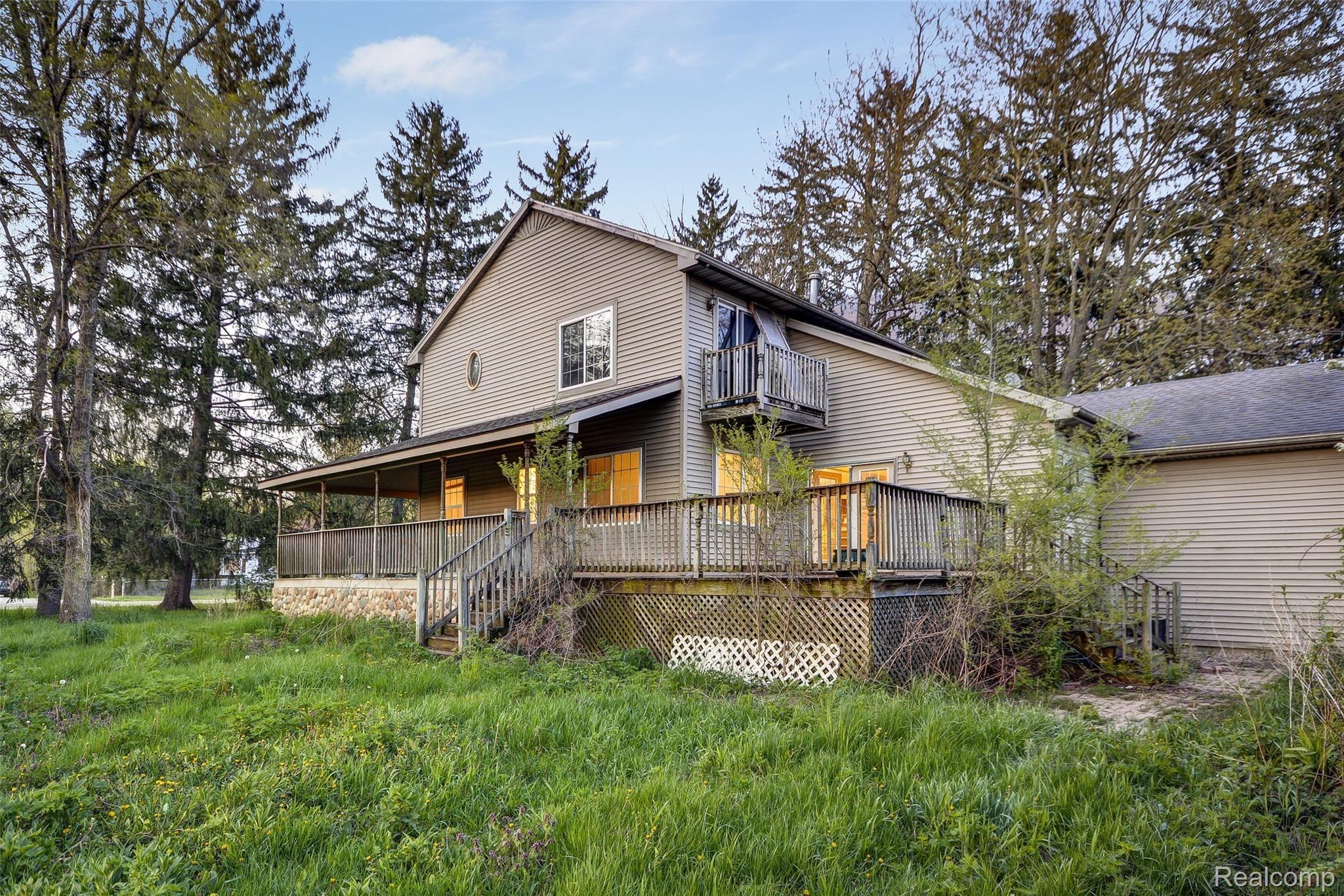 49905 Bog Road Belleville, MI 48111 - Photo 2 of 56 69.jpg