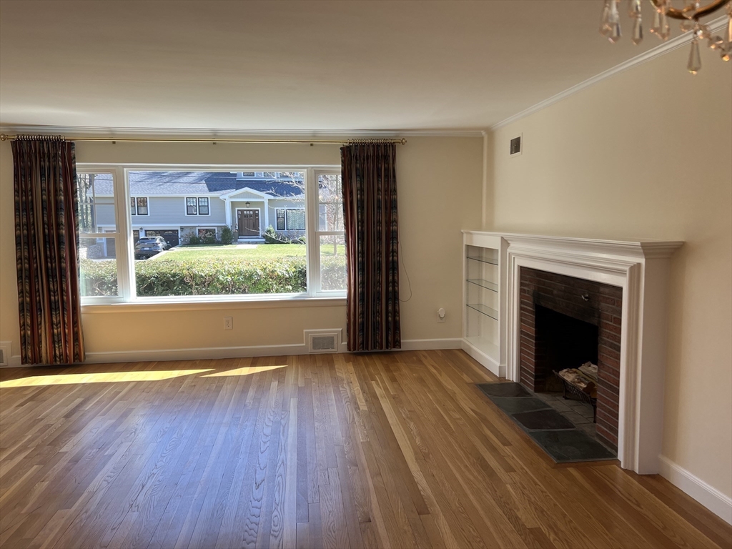 105 Parker Road Wellesley, MA 02482 - Photo 3 of 12