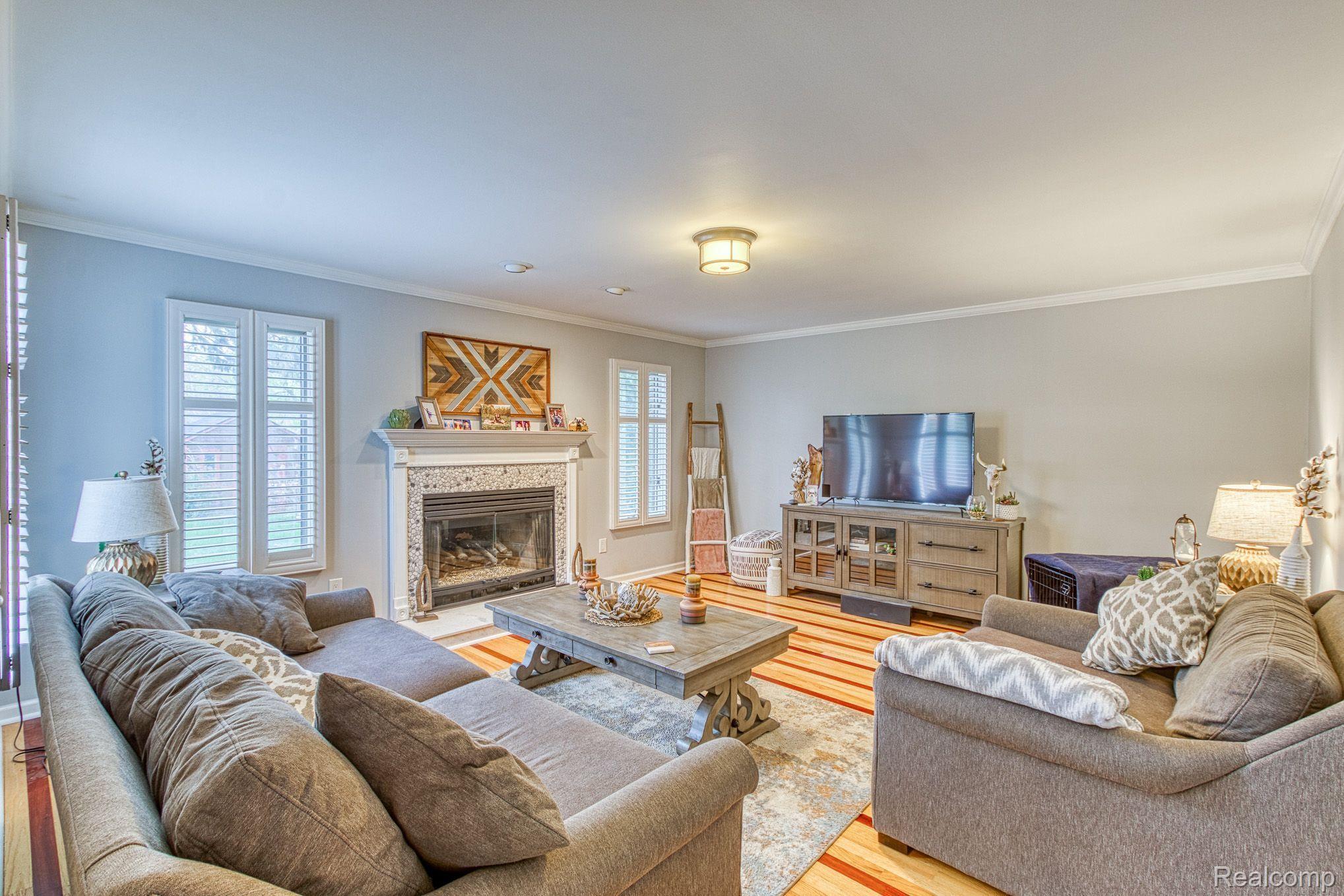 45343 Deneweth Road Macomb, MI 48042 - Photo 14 of 50